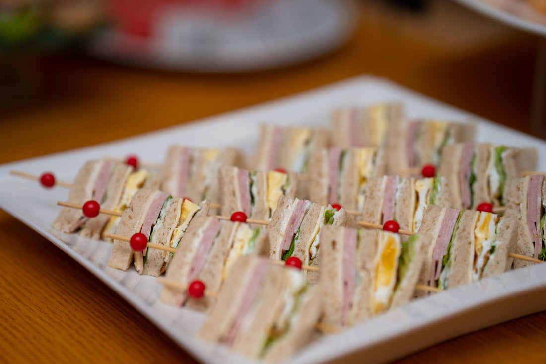 What Are Sandwich Beds